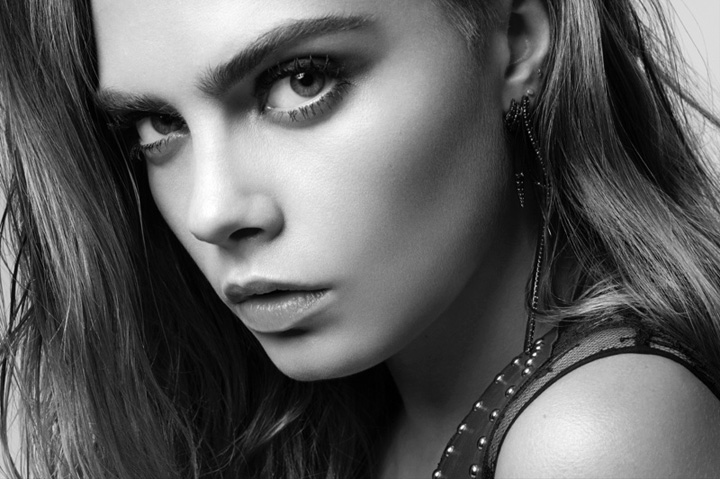 超模cara delevingne 演绎春日摇滚风 