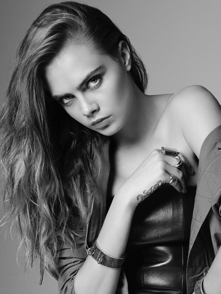 超模cara delevingne 演绎春日摇滚风 