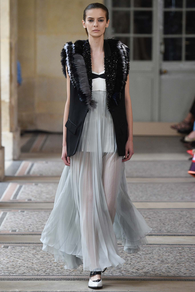 bouchra jarrar（布什哈·加拉尔）2015巴黎时装秀