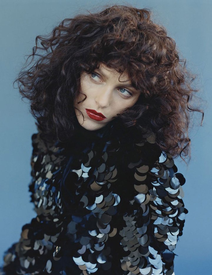 超模anja rubik 演绎《vogue》杂志法国版丨摄影师 harley weir