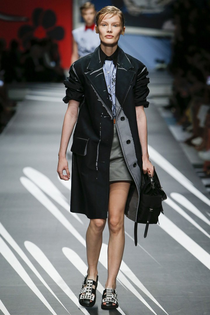prada（普拉达）2018米兰时装周时装秀