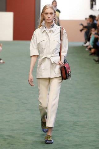 carven（卡纷）2018巴黎时装周时装秀