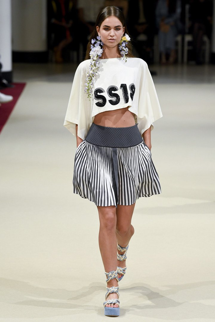 alexis mabille 2018巴黎时装周时装秀
