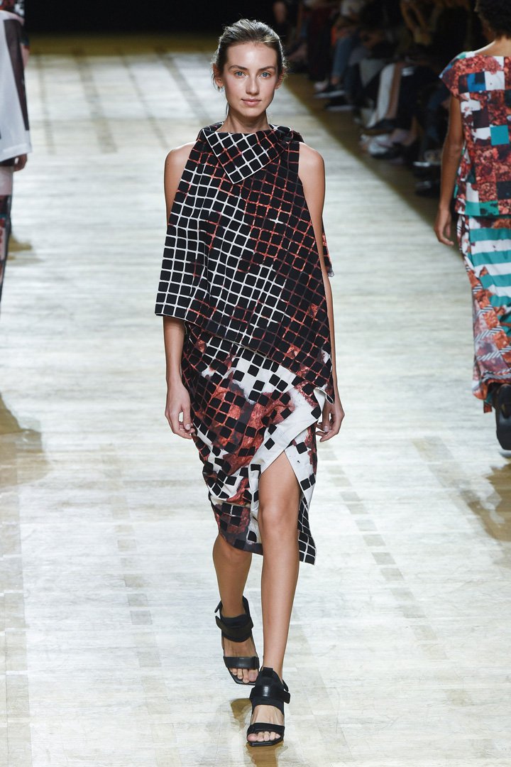 issey miyake（三宅一生）2018巴黎时装周时装秀