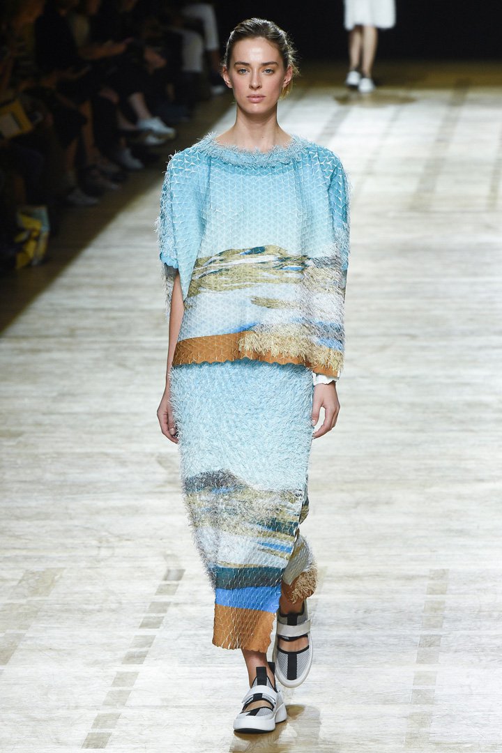 issey miyake（三宅一生）2018巴黎时装周时装秀