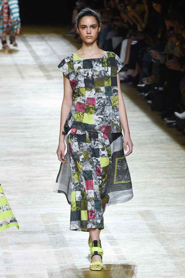 issey miyake（三宅一生）2018巴黎时装周时装秀