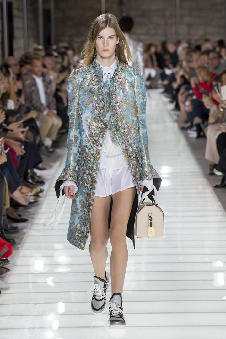 louis vuitton（路易威登）2018巴黎时装周时装秀