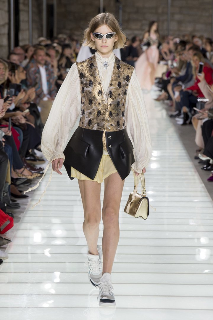 louis vuitton（路易威登）2018巴黎时装周时装秀