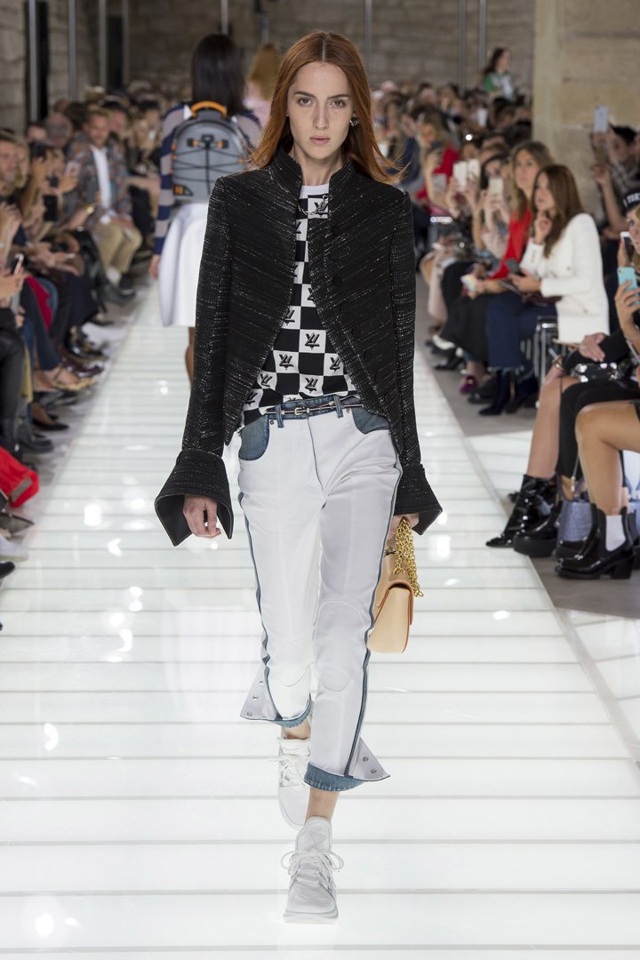 louis vuitton（路易威登）2018巴黎时装周时装秀