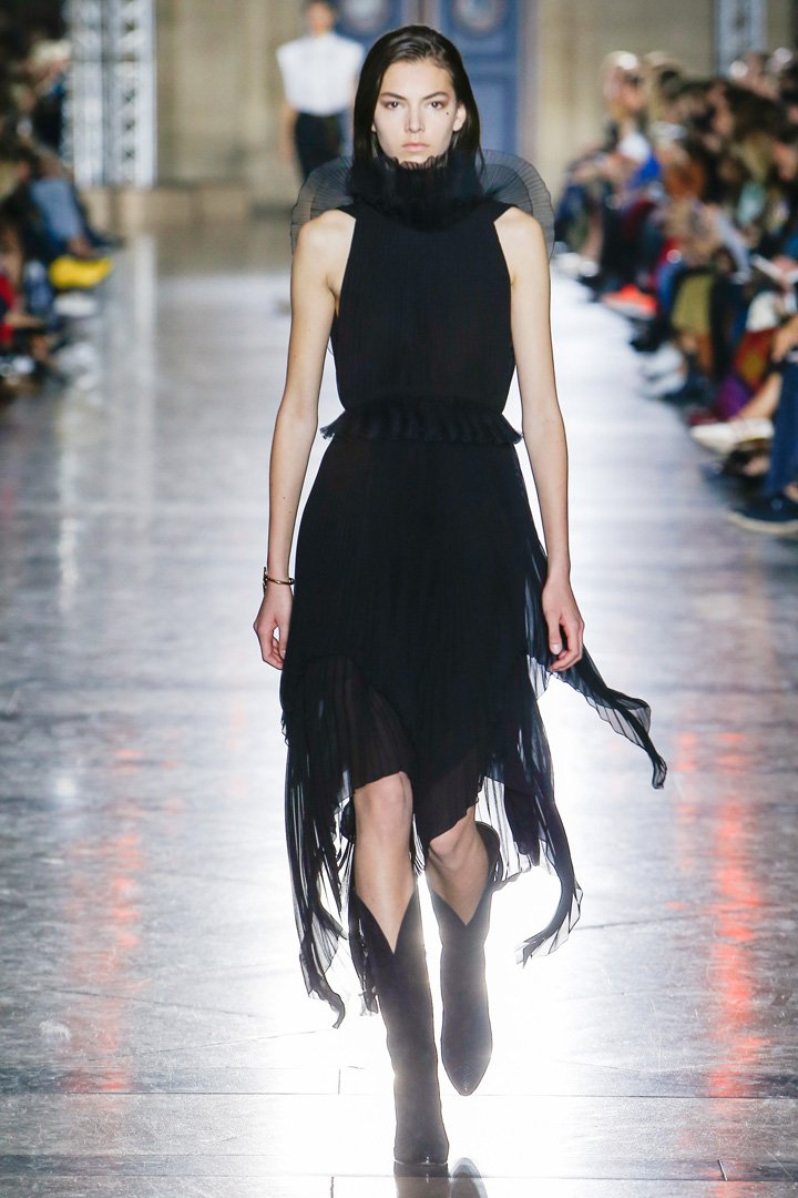 givenchy（纪梵希）2018巴黎时装周时装秀