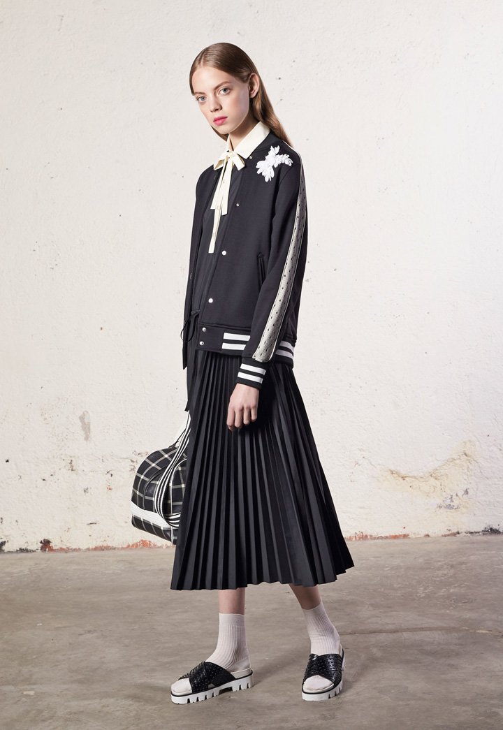 red valentino 2018时尚服装造型图
