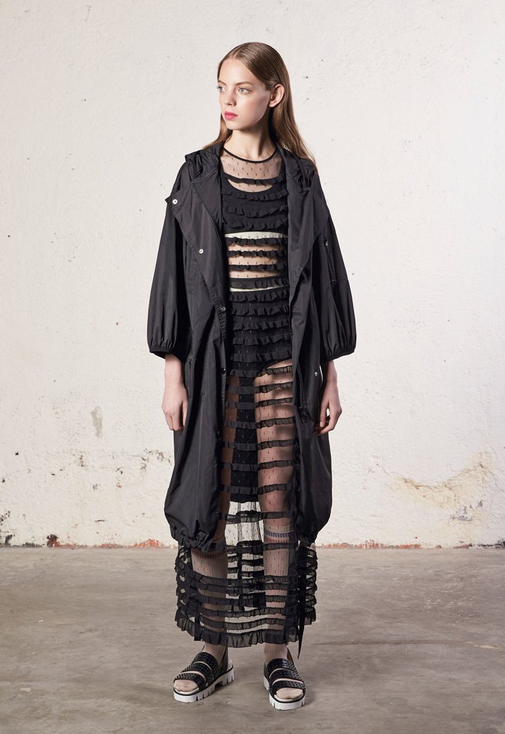 red valentino 2018时尚服装造型图