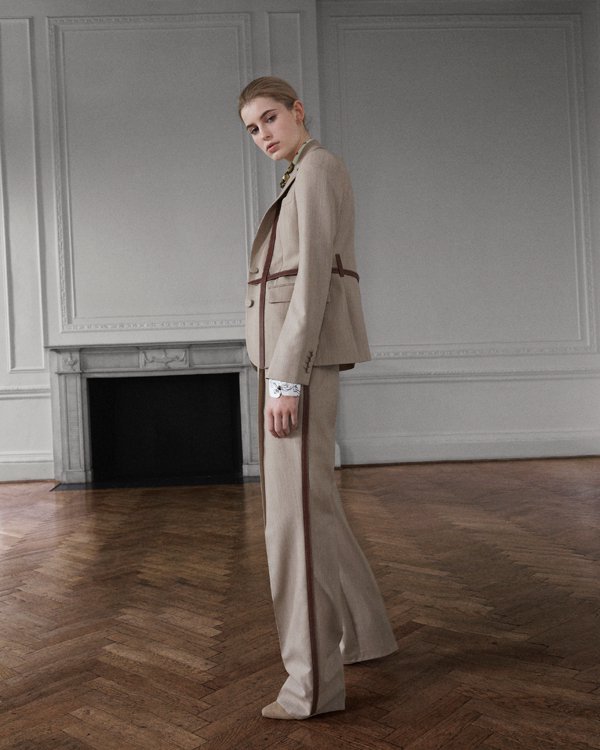 burberry 2019服装品牌发布秀