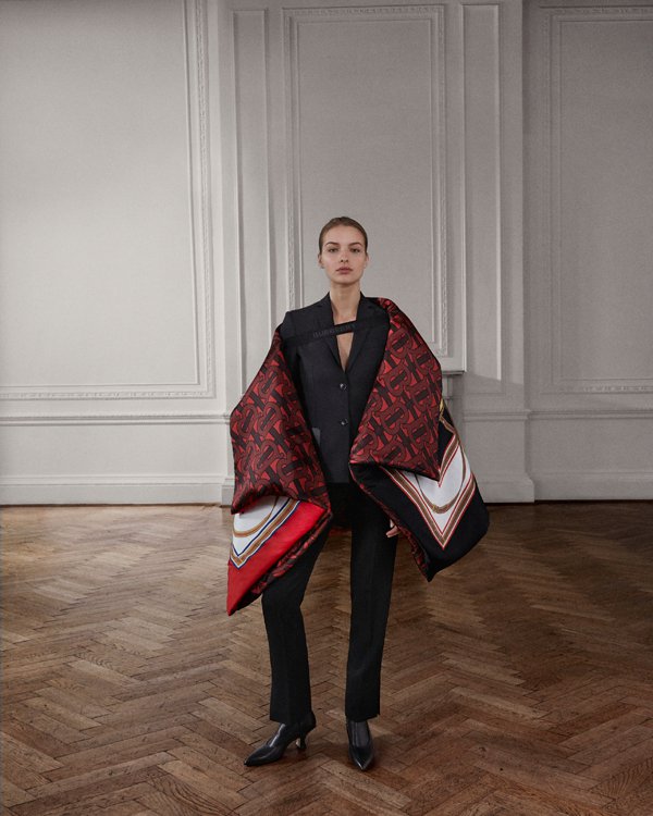 burberry 2019服装品牌发布秀